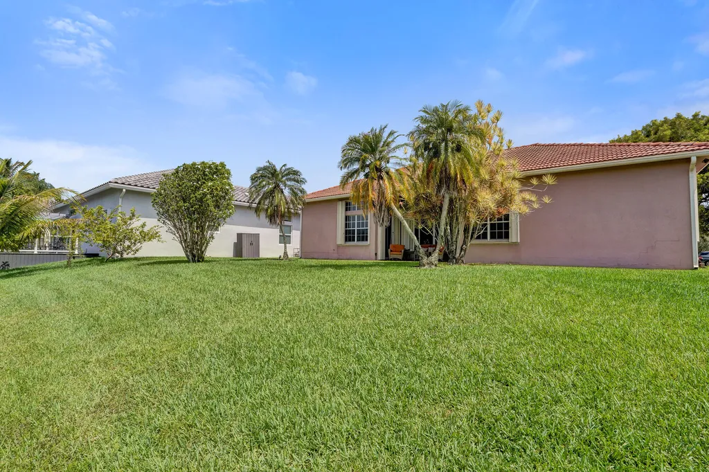 16413 NW 12th Street Pembroke Pines FL 33028