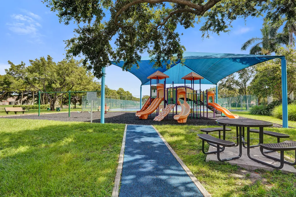 16413 NW 12th Street Pembroke Pines FL 33028