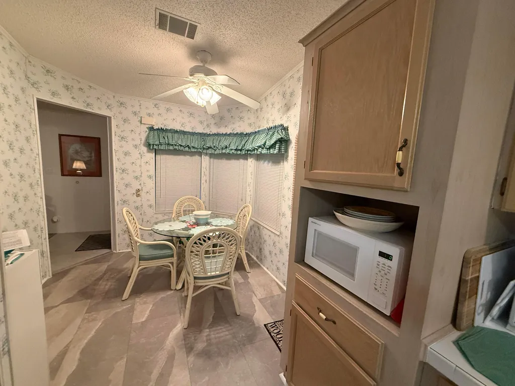 11055 SE Federal Hwy 38 Highway Hobe Sound FL 33455
