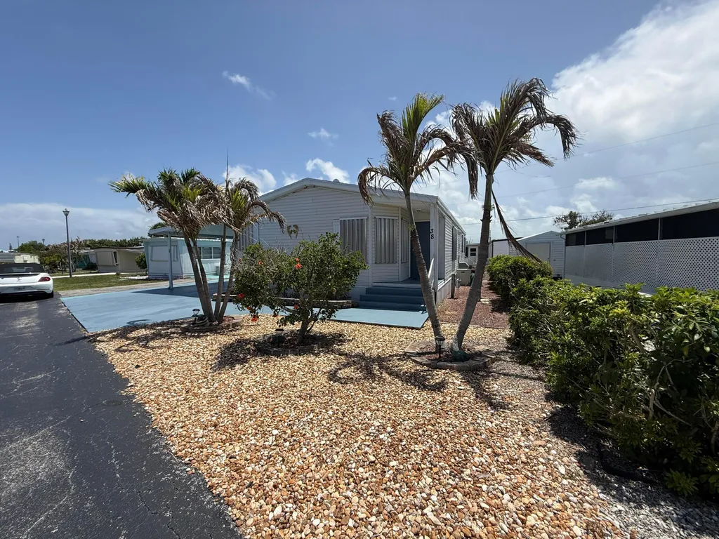 11055 SE Federal Hwy 38 Highway Hobe Sound FL 33455