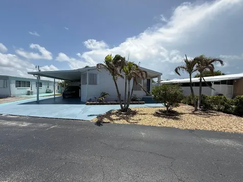 11055 SE Federal Hwy 38 Highway Hobe Sound FL 33455