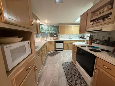 11055 SE Federal Hwy 38 Highway Hobe Sound FL 33455