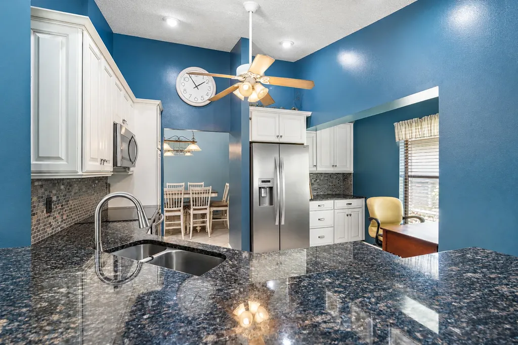 5794 Lonewood Court Jupiter FL 33458