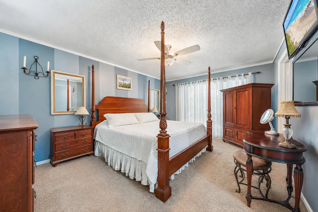 5794 Lonewood Court Jupiter FL 33458