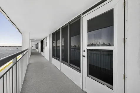 100 Shore Court North Palm Beach FL 33408
