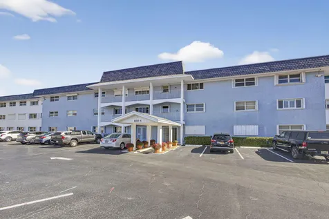 100 Shore Court North Palm Beach FL 33408