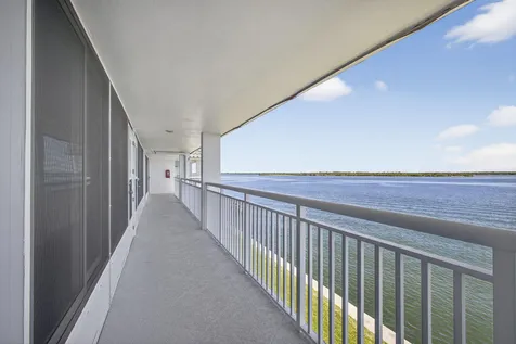100 Shore Court North Palm Beach FL 33408