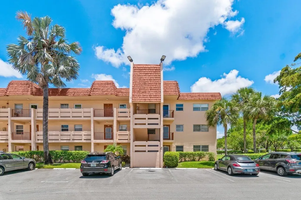 14721 Bonaire Boulevard Delray Beach FL 33446
