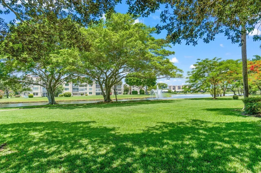 14721 Bonaire Boulevard Delray Beach FL 33446