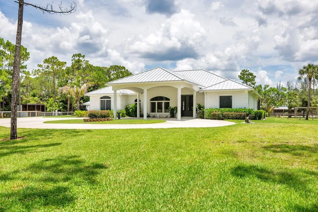 14819 Broken Arrow Place Palm Beach Gardens FL 33418