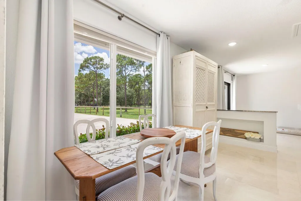 14819 Broken Arrow Place Palm Beach Gardens FL 33418