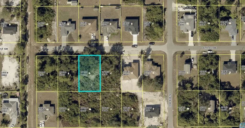2907 4th Street SW Lehigh Acres FL 33976