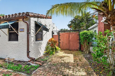 109 George Bush Boulevard Delray Beach FL 33444