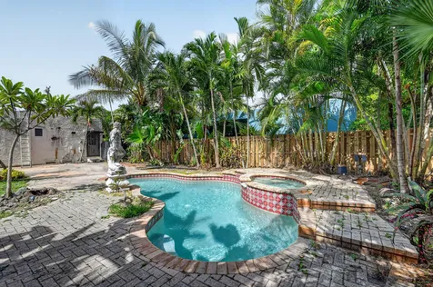 109 George Bush Boulevard Delray Beach FL 33444