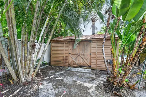 109 George Bush Boulevard Delray Beach FL 33444