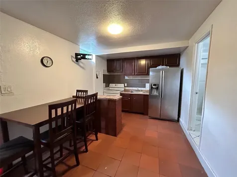 112 Newton Road West Park FL 33023