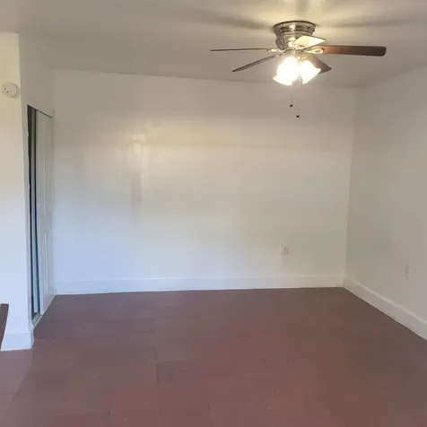 112 Newton Road West Park FL 33023