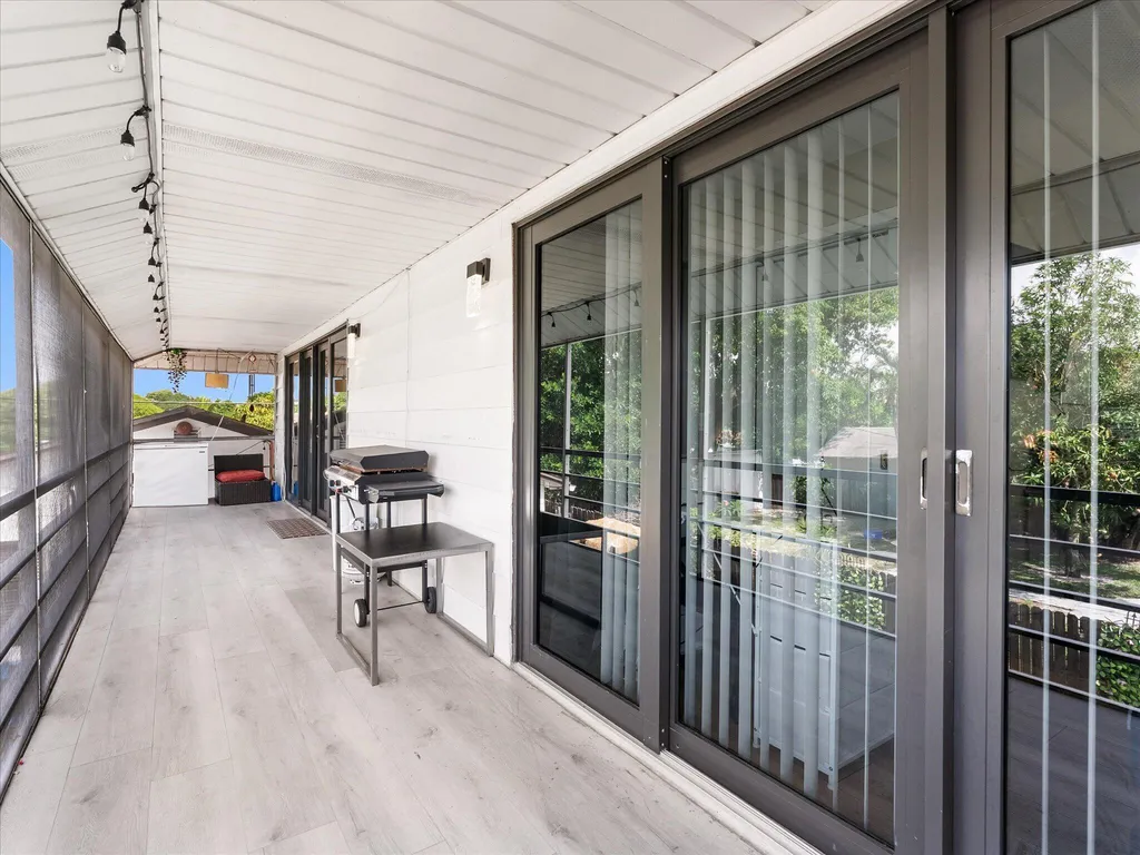 801 S B Street Lake Worth Beach FL 33460