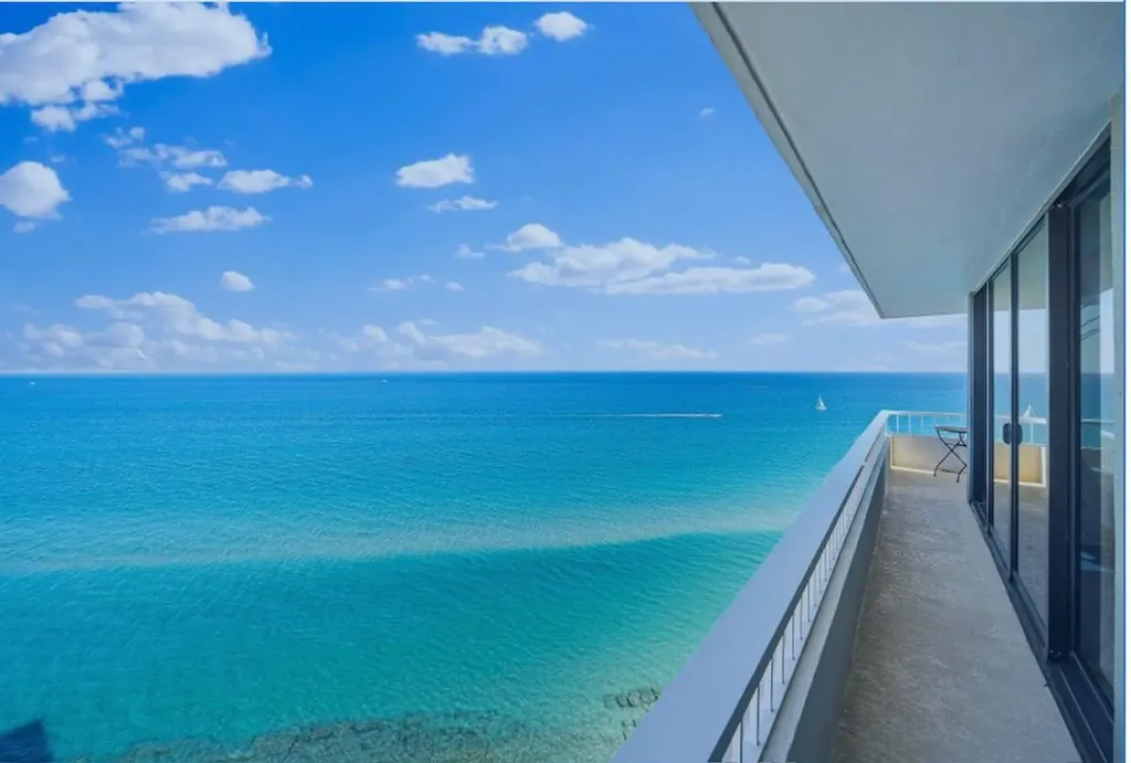 5540 N Ocean Drive Riviera Beach FL 33404