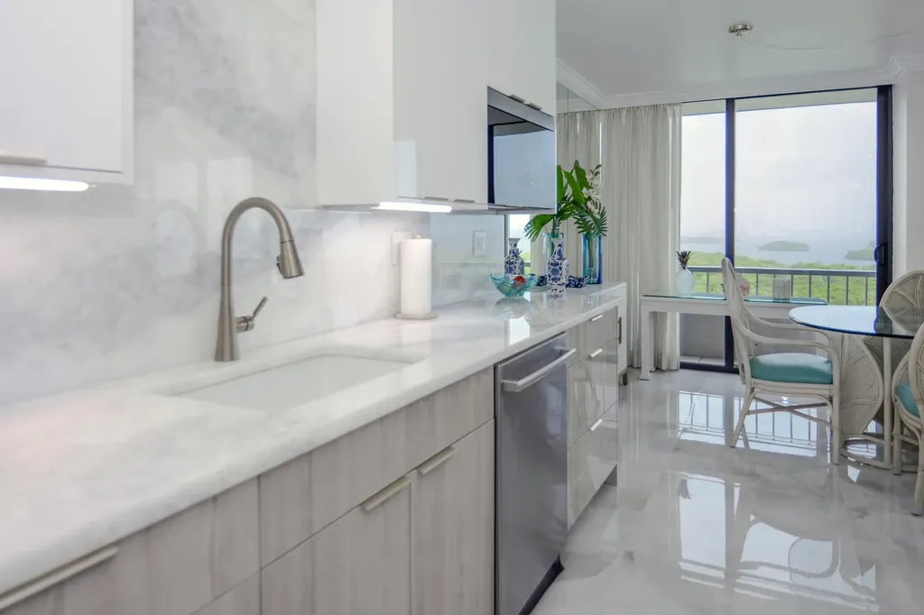5540 N Ocean Drive Riviera Beach FL 33404