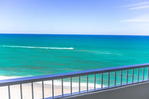 5540 N Ocean Drive Riviera Beach FL 33404