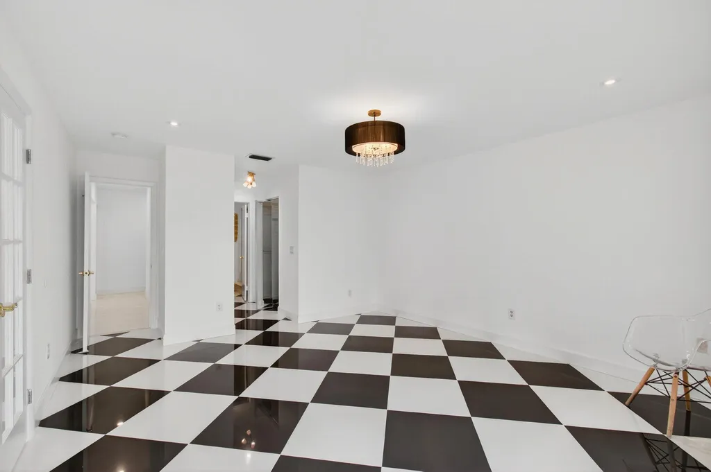6105 Via Laguna Lane Boca Raton FL 33433