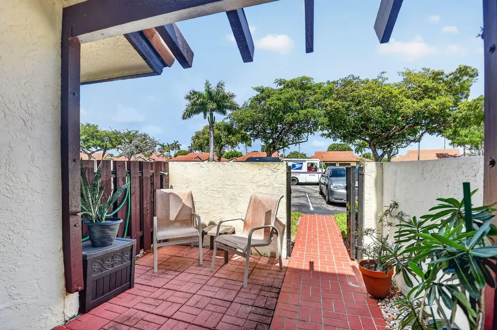10640 Tropic Palm Avenue Boynton Beach FL 33437