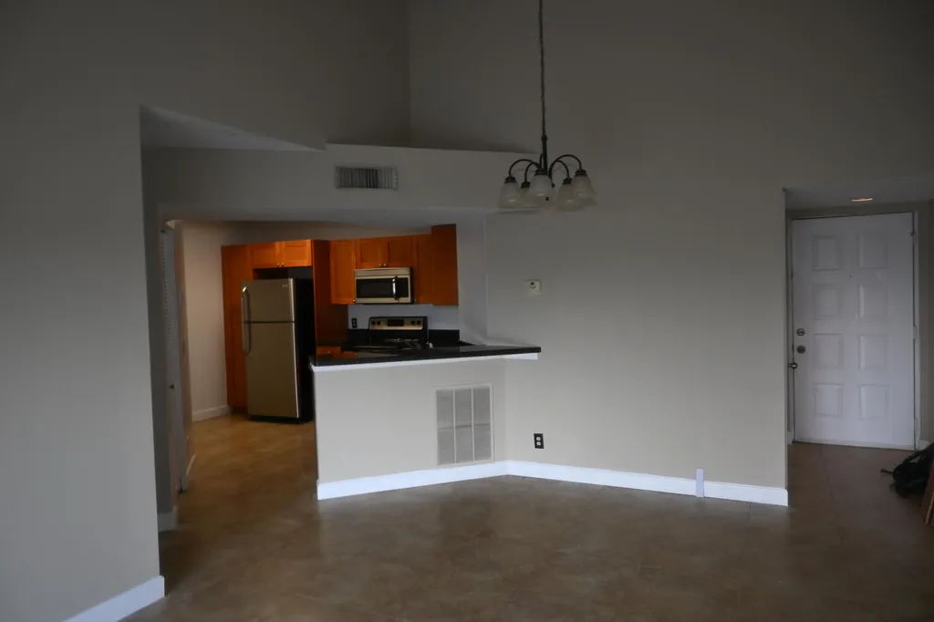8721 Wiles Road SE Coral Springs FL 33067