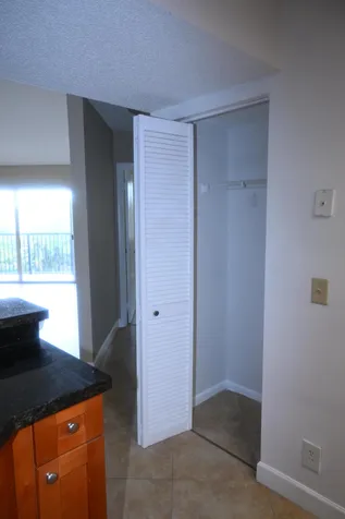 8721 Wiles Road SE Coral Springs FL 33067