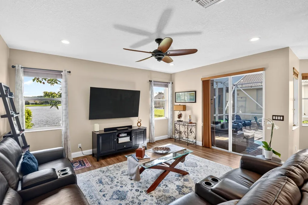 7228 Via Leonardo Lake Worth FL 33467