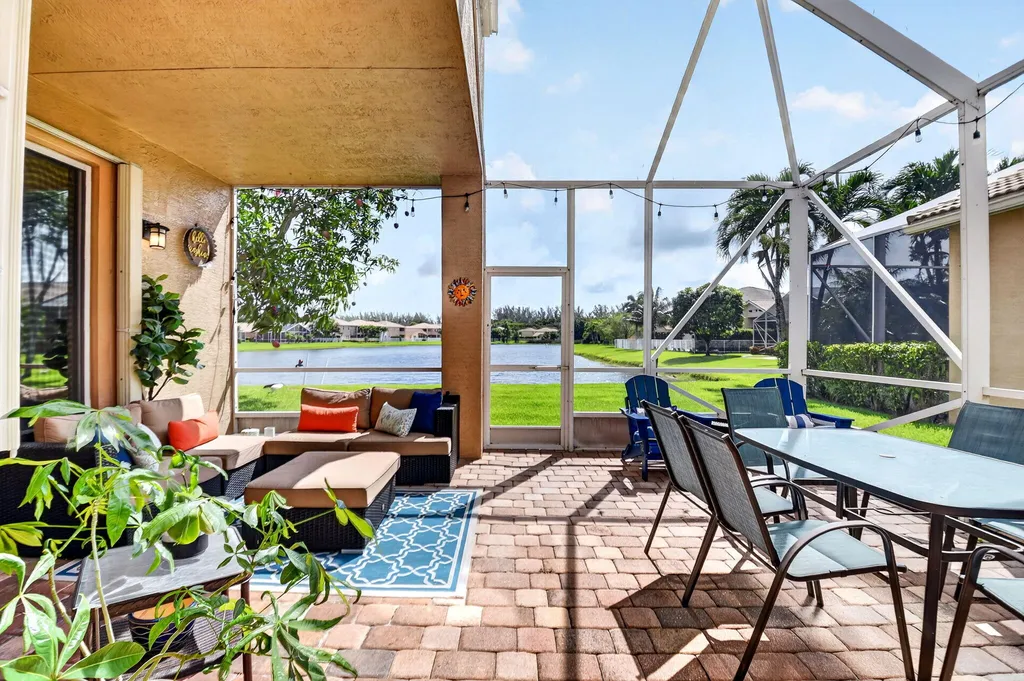 7228 Via Leonardo Lake Worth FL 33467