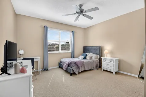 7228 Via Leonardo Lake Worth FL 33467