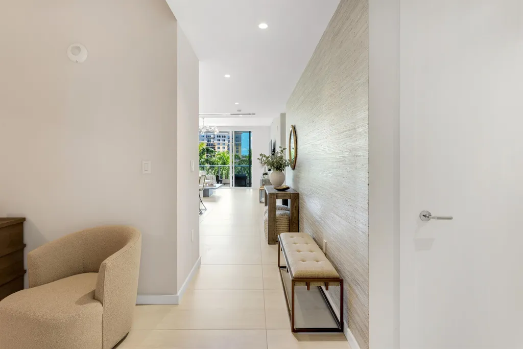 200 SE Mizner Boulevard Boca Raton FL 33432