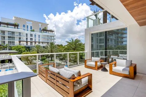 200 SE Mizner Boulevard Boca Raton FL 33432