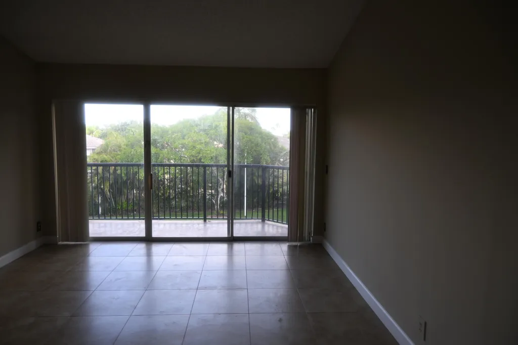 8721 SE Wiles Road Coral Springs FL 33067