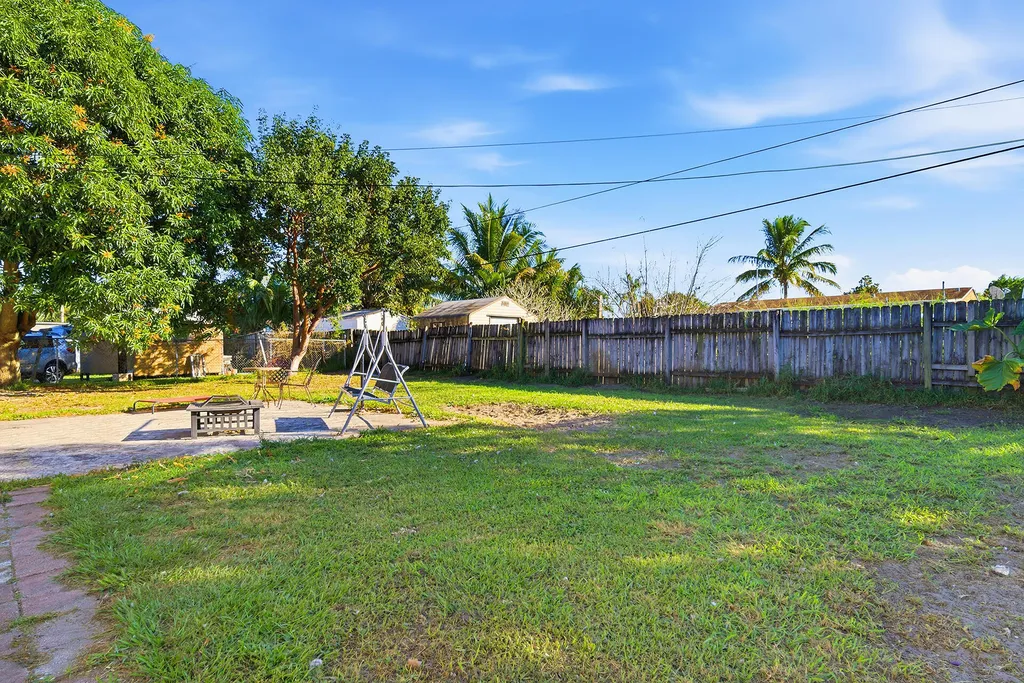 333 Mid Pines Road Palm Springs FL 33461
