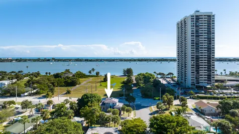 5701 N Flagler Drive West Palm Beach FL 33407