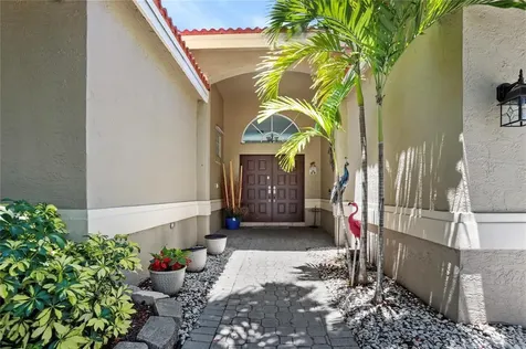 6421 NW 41st Street Coral Springs FL 33067