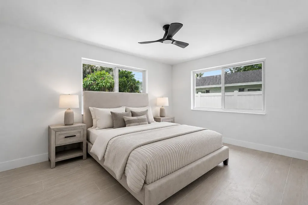 723 SW 27th Terrace Boynton Beach FL 33435