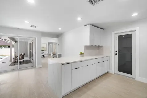 723 SW 27th Terrace Boynton Beach FL 33435