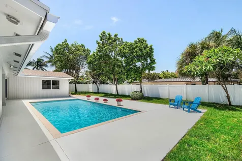723 SW 27th Terrace Boynton Beach FL 33435