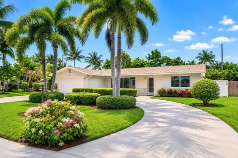 723 SW 27th Terrace Boynton Beach FL 33435
