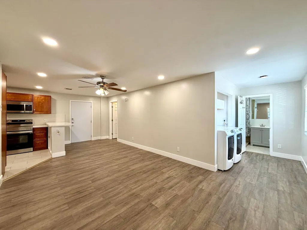 661 NW 23rd Terrace Pompano Beach FL 33069