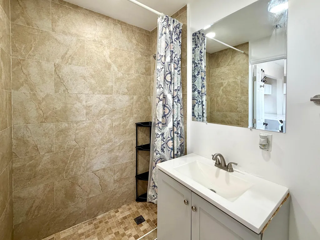 661 NW 23rd Terrace Pompano Beach FL 33069