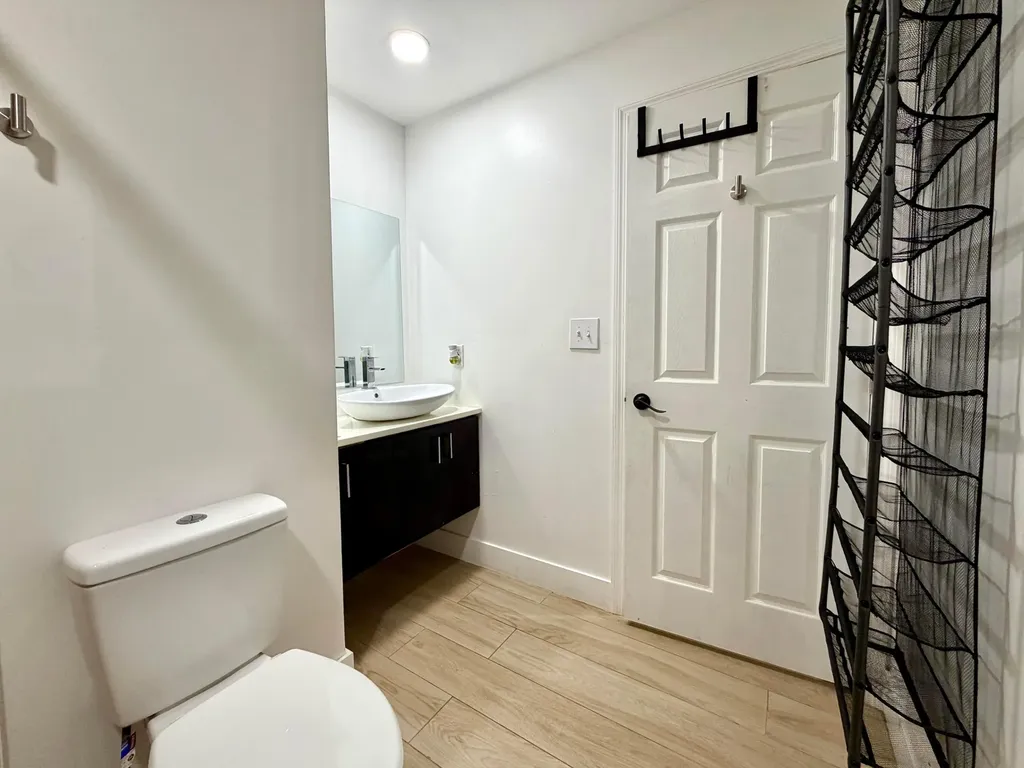 661 NW 23rd Terrace Pompano Beach FL 33069