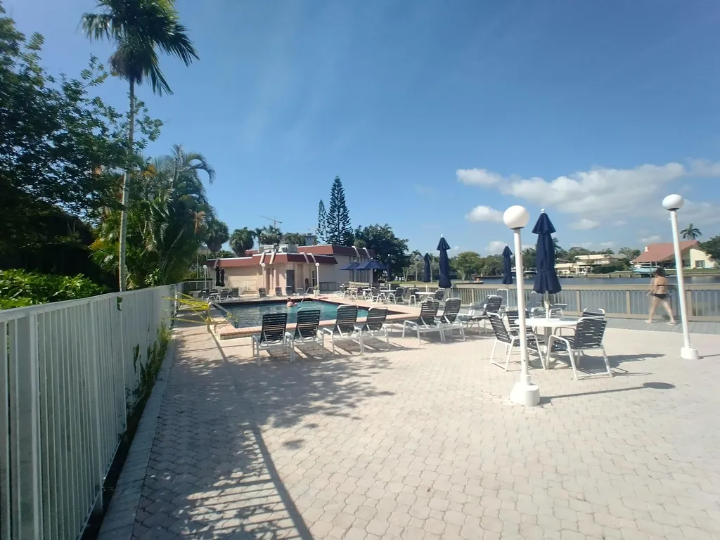 2101 Atlantic Shores Boulevard Hallandale Beach FL 33009