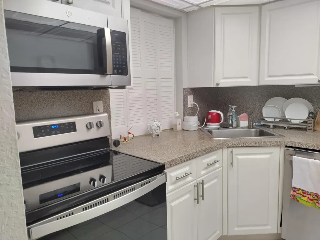 2101 Atlantic Shores Boulevard Hallandale Beach FL 33009