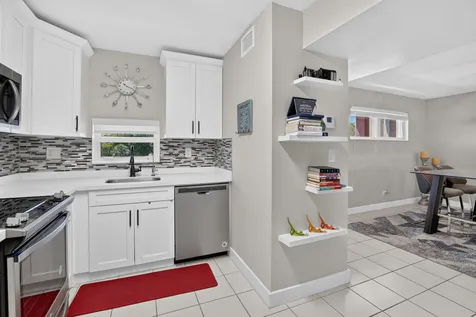 9923 S Hollybrook Lake Drive Pembroke Pines FL 33025