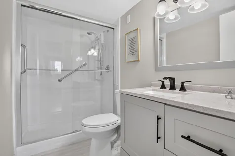9923 S Hollybrook Lake Drive Pembroke Pines FL 33025