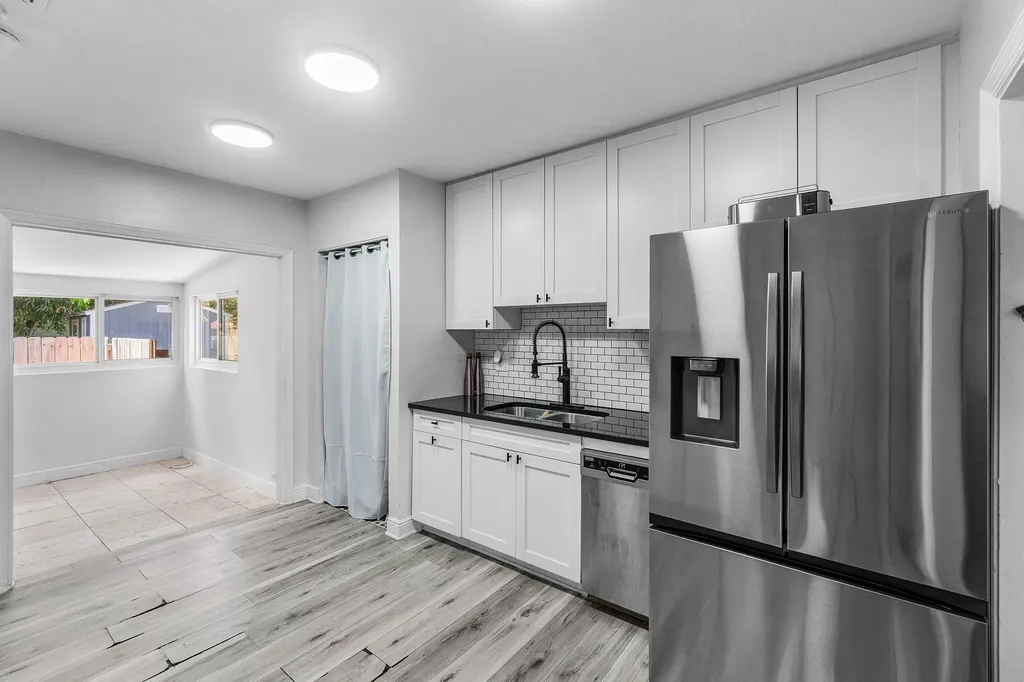 512 36th Street West Palm Beach FL 33407
